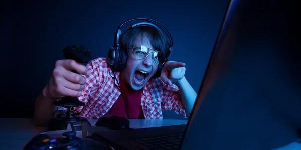 Build stronger gaming strategies with Cheat download support for players