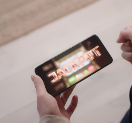 Full Breakdown of CoinPoker Opiniones with Pros and Cons