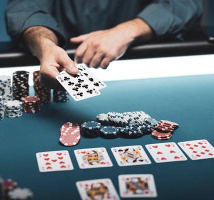 Comparing Website Information Across trang casino trực tuyến Sites